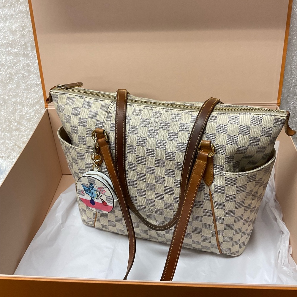 Authentic Louis Vuitton Damier Azur Totally PM